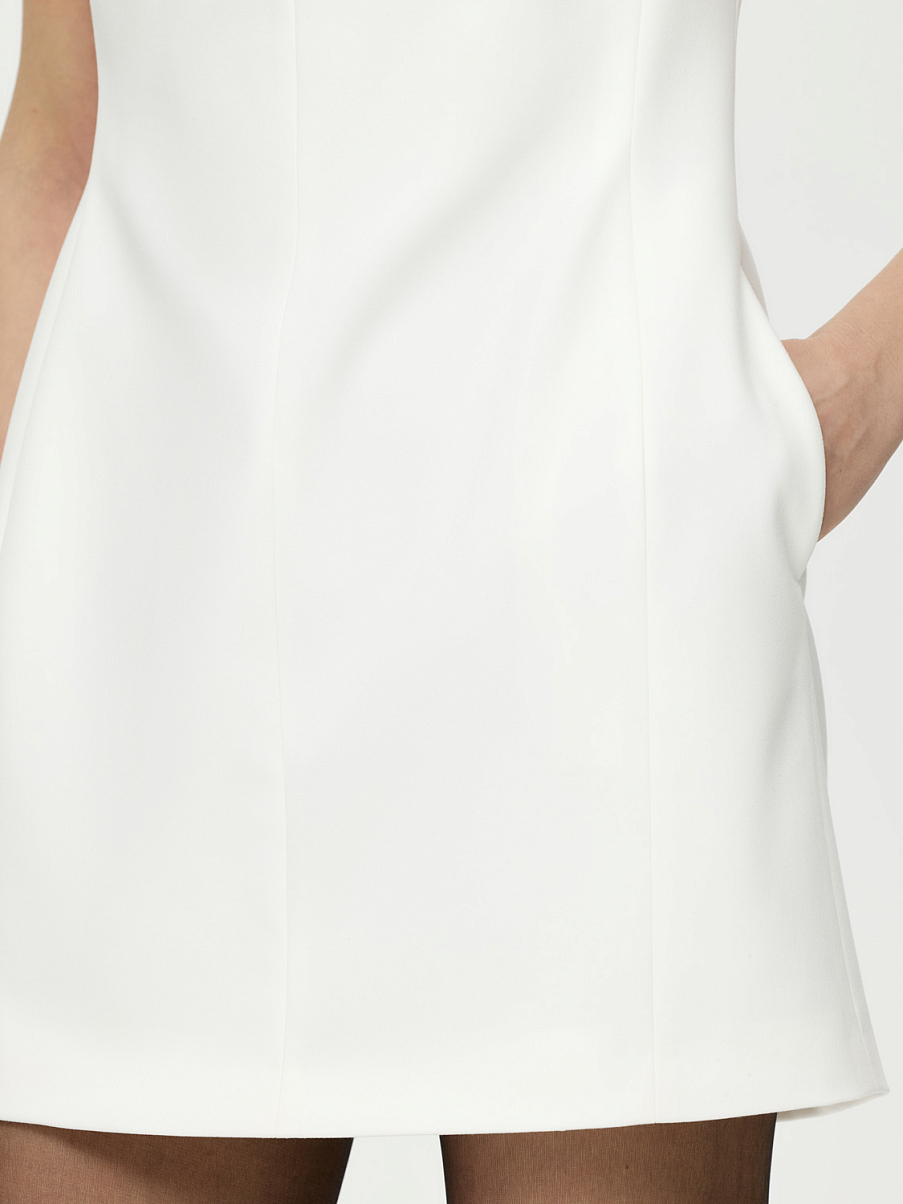 Платье-футляр мини