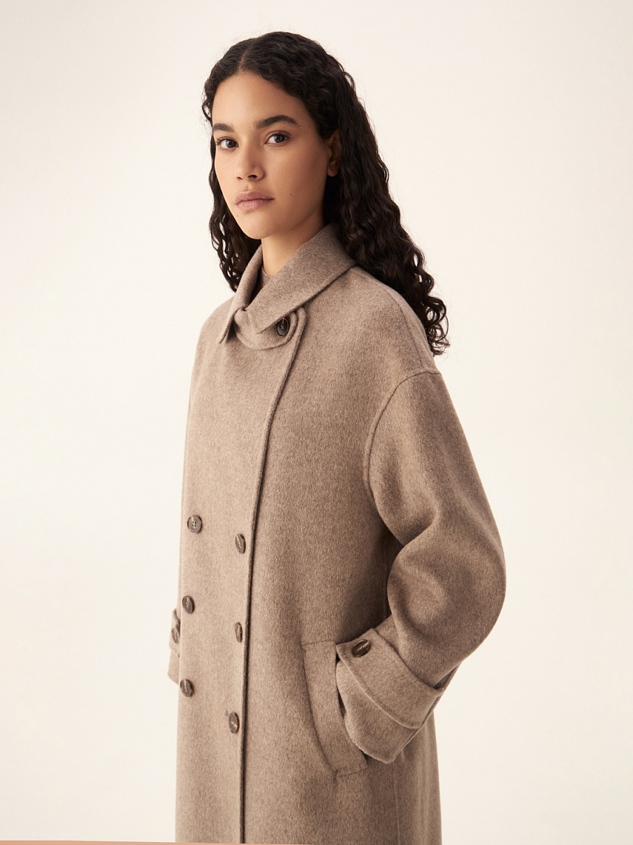 Двубортное пальто из шерсти мериноса