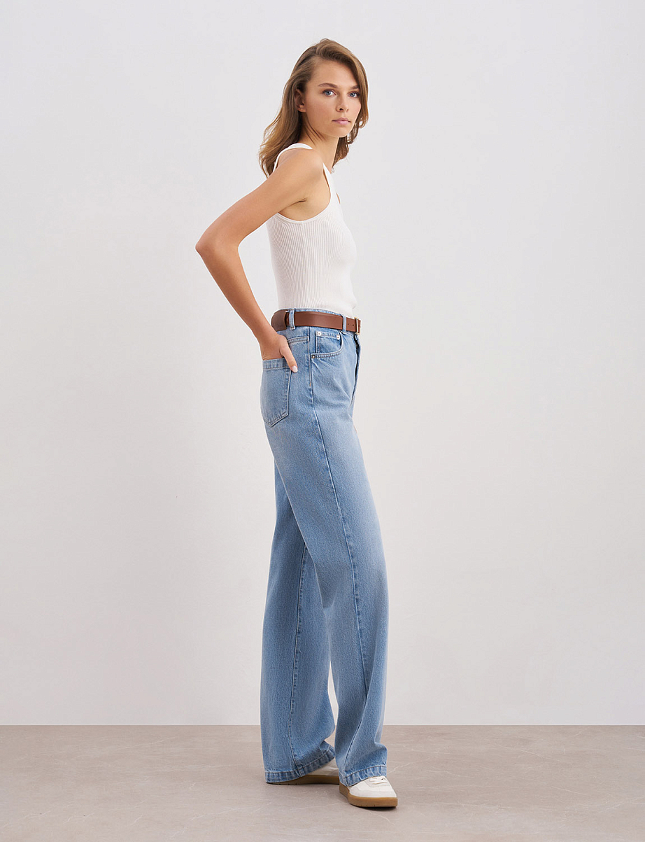 Прямые джинсы-трубы