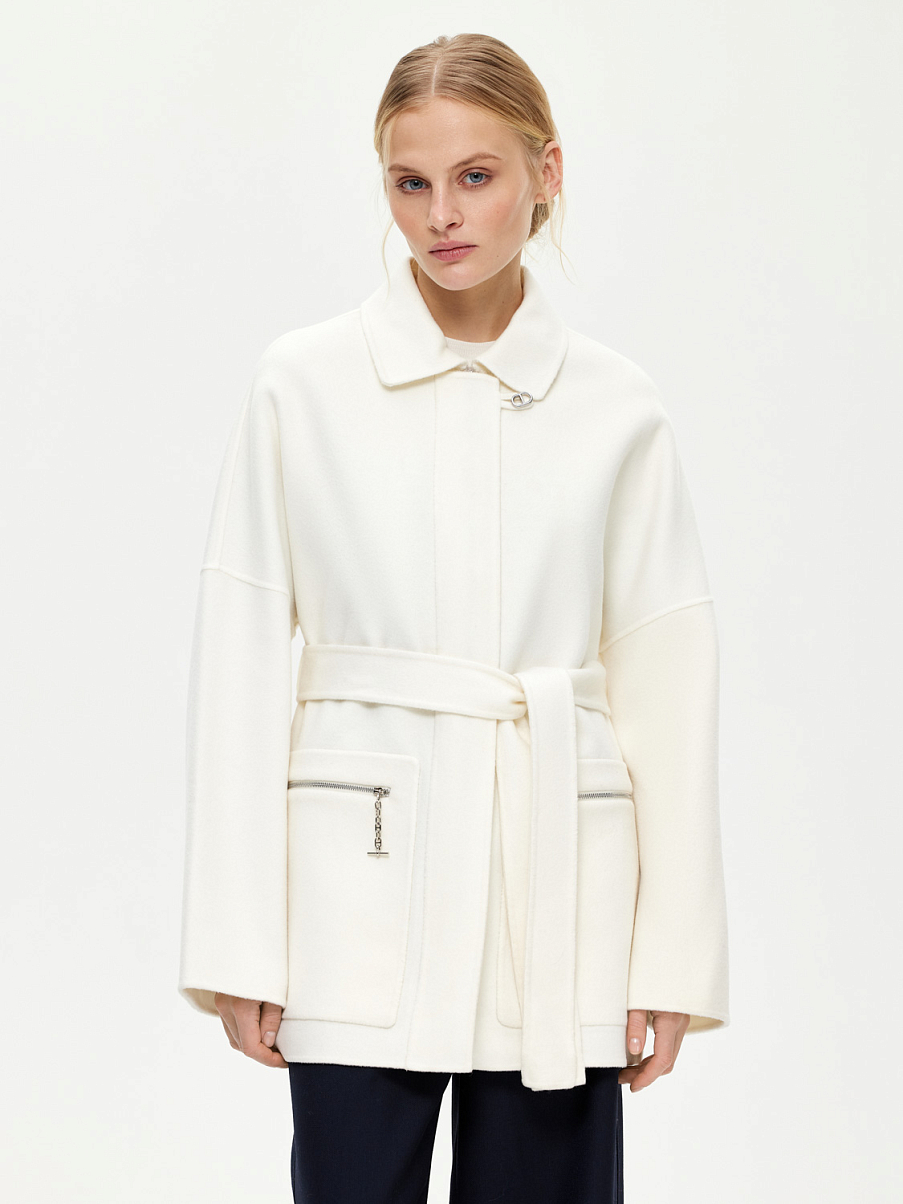 Пальто из шерсти мериноса с поясом