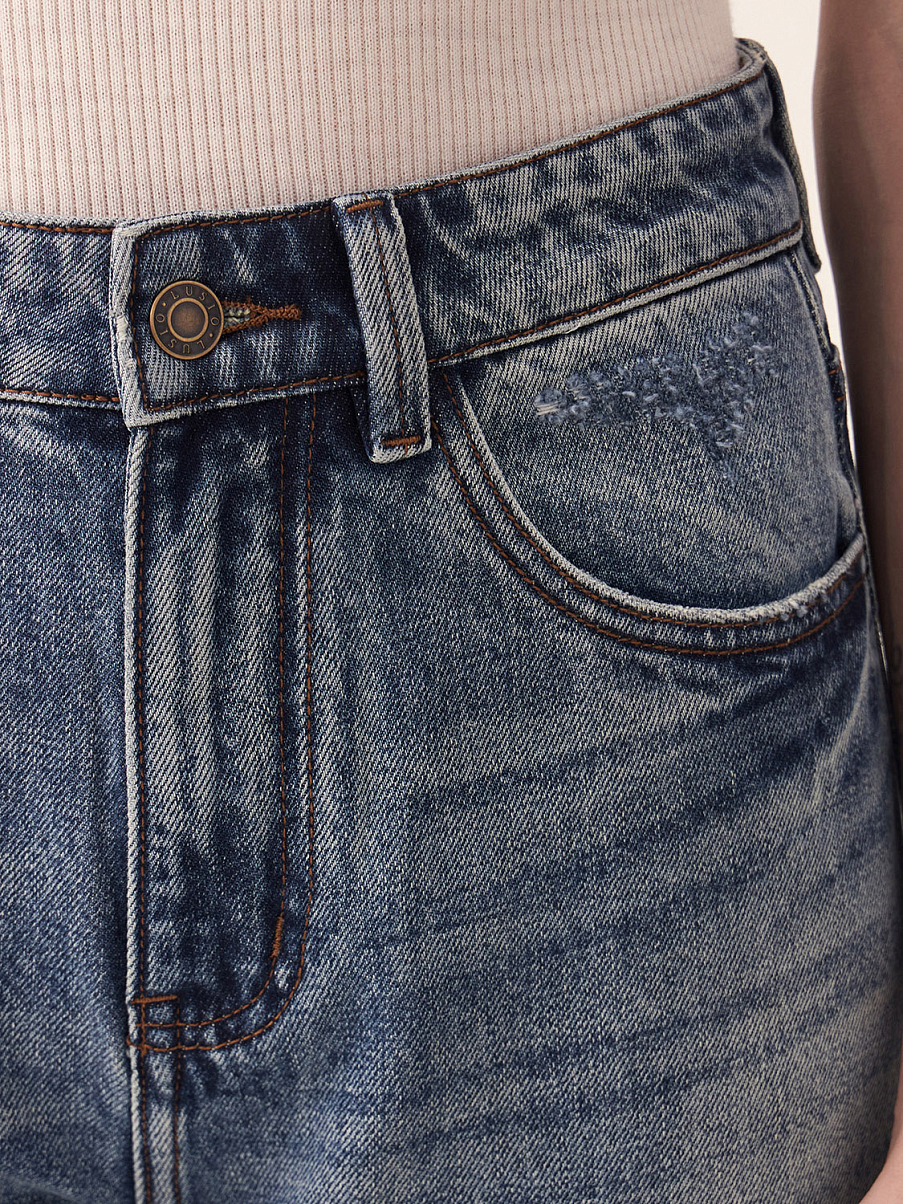 Джинсы прямого кроя