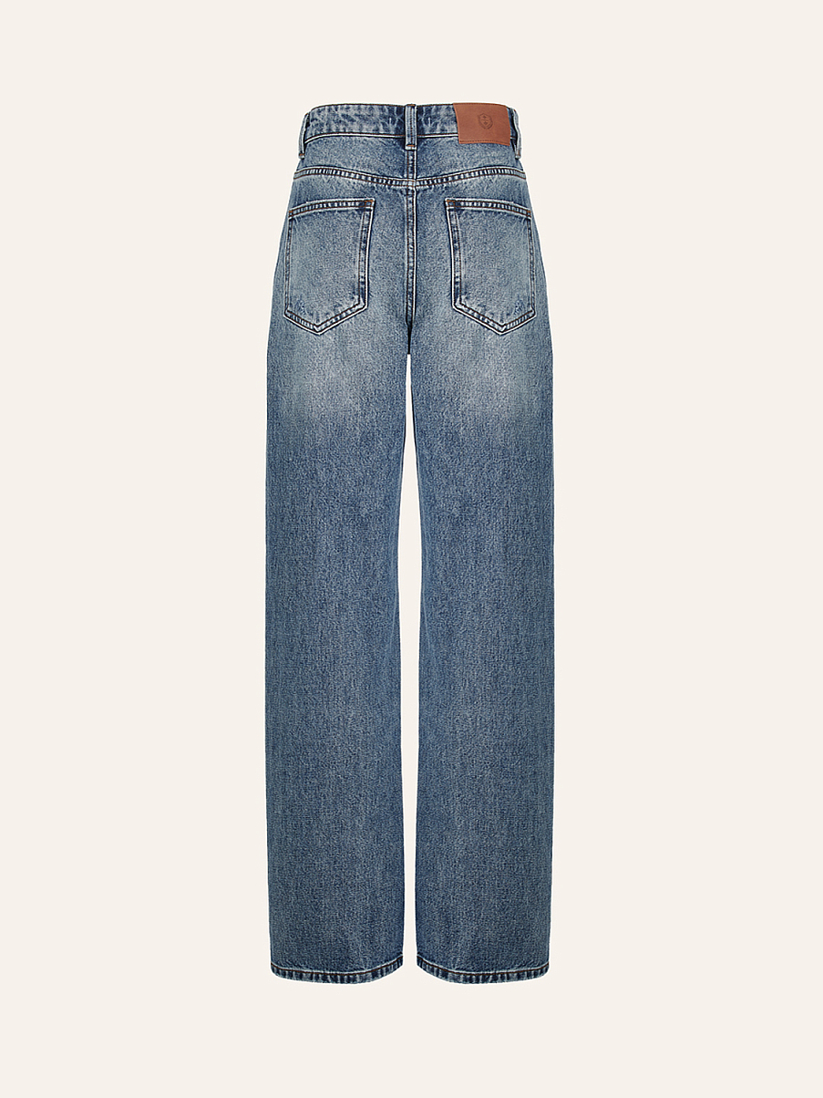 Джинсы прямого кроя