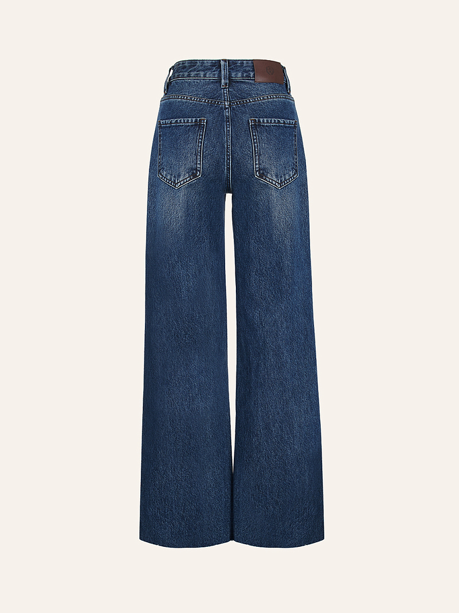 Джинсы-клеш со средней посадкой