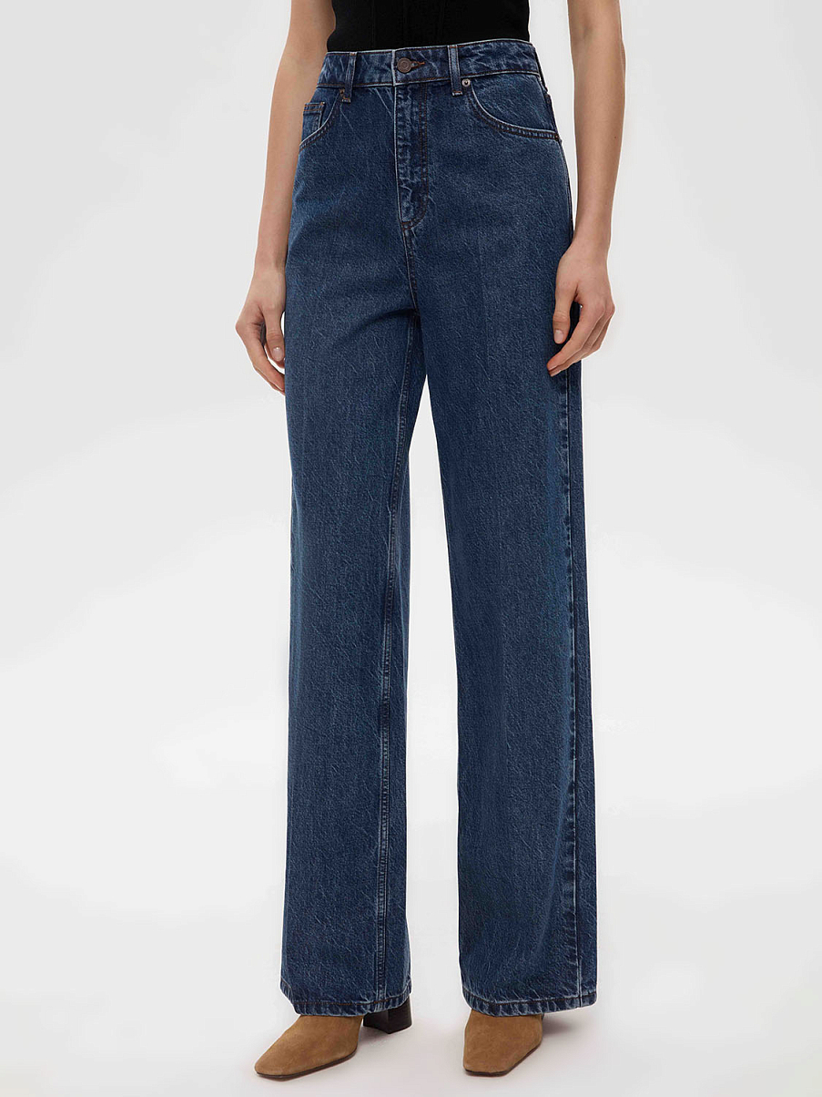 Джинсы-трубы с высокой посадкой