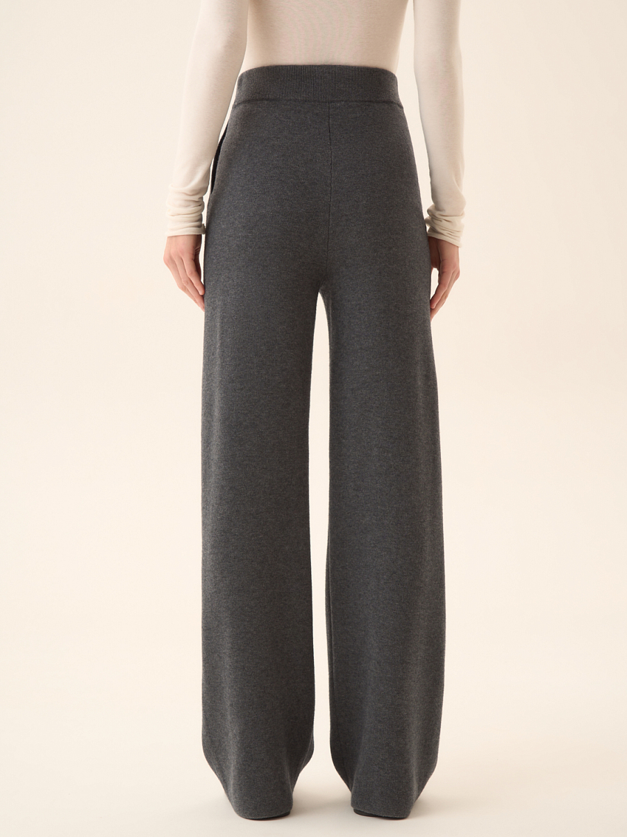 Трикотажные брюки