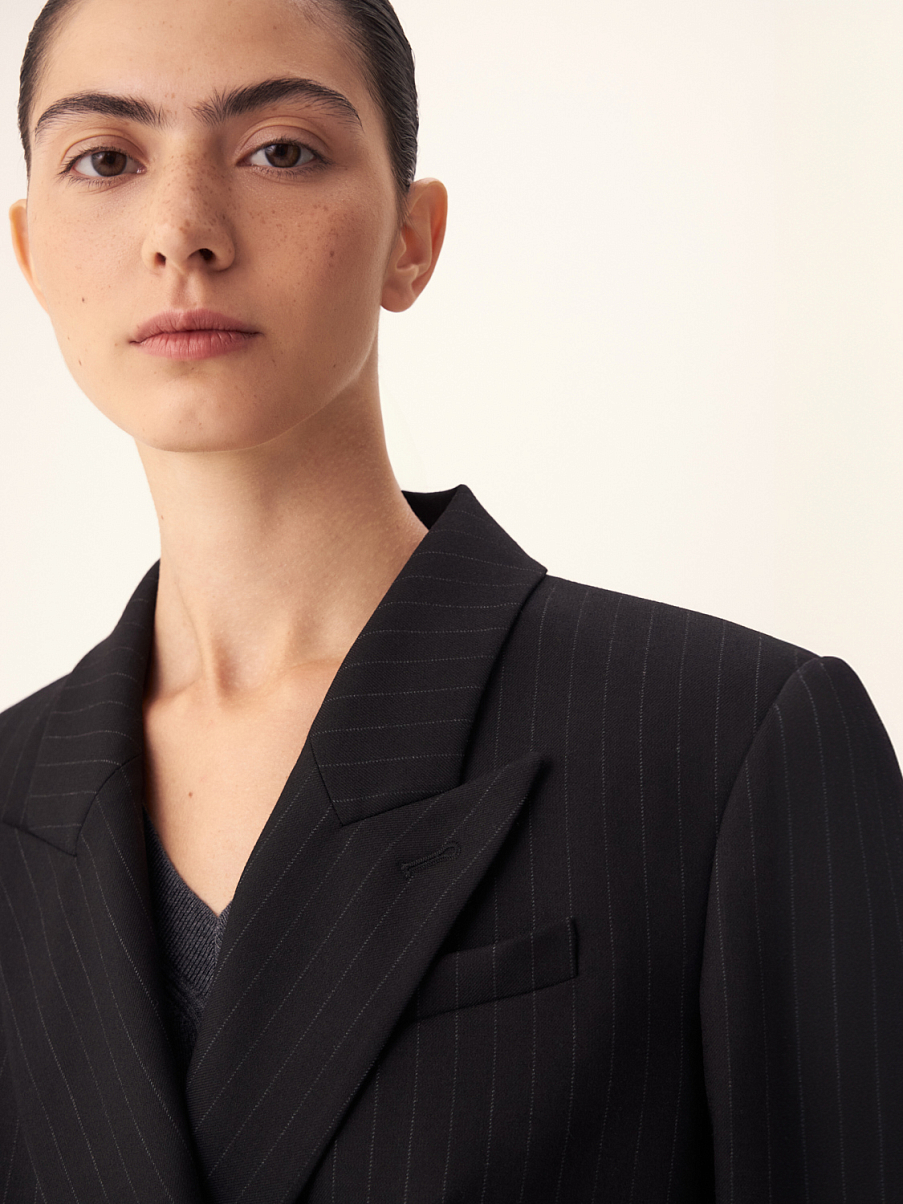 Укороченный жакет в полоску