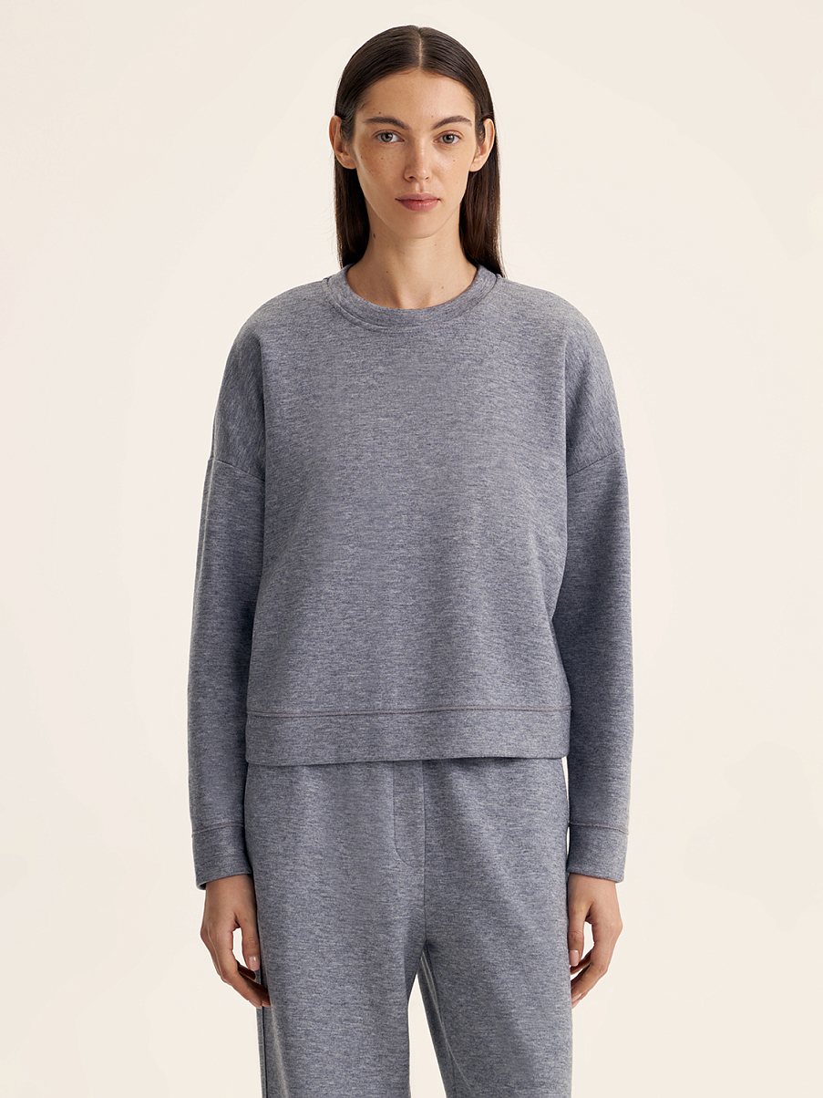 Толстовка свободного кроя