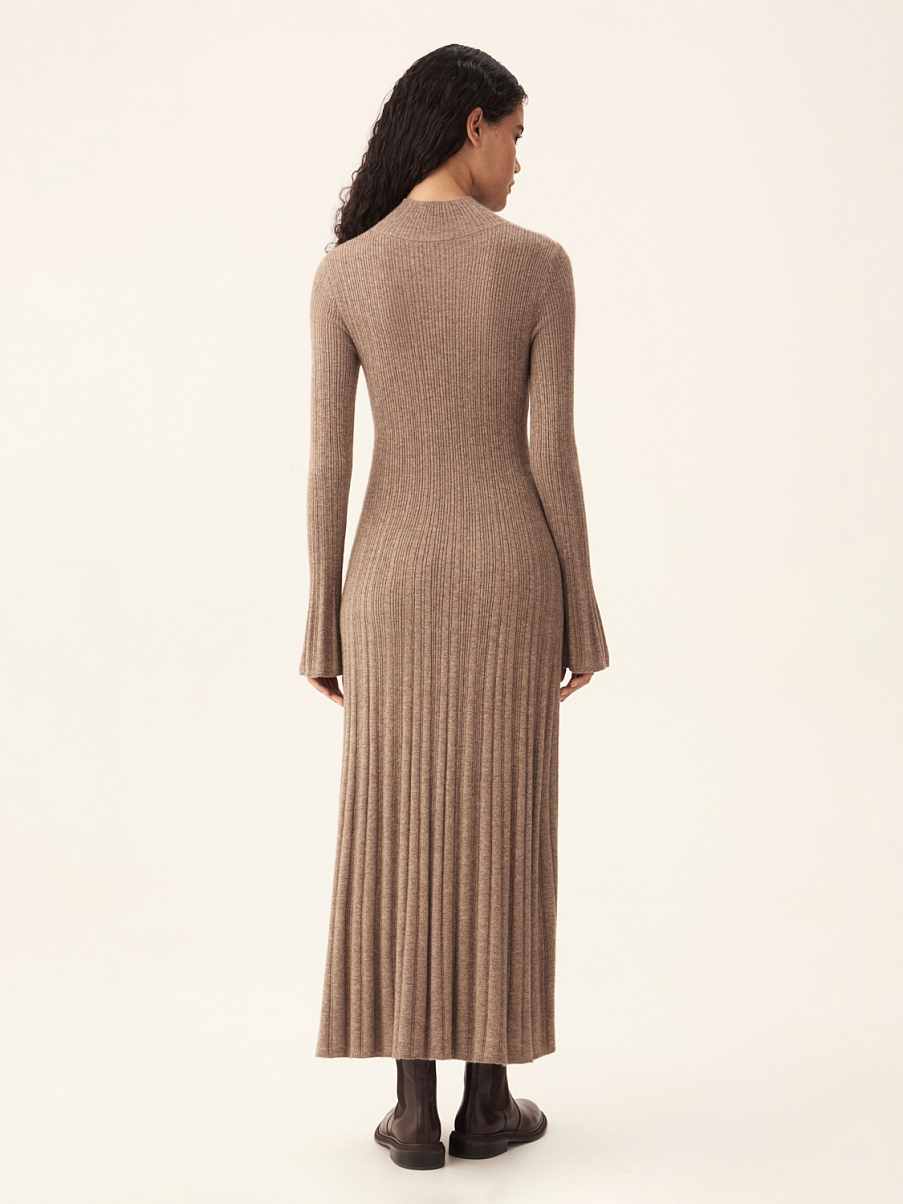 Платье из шерсти мериноса