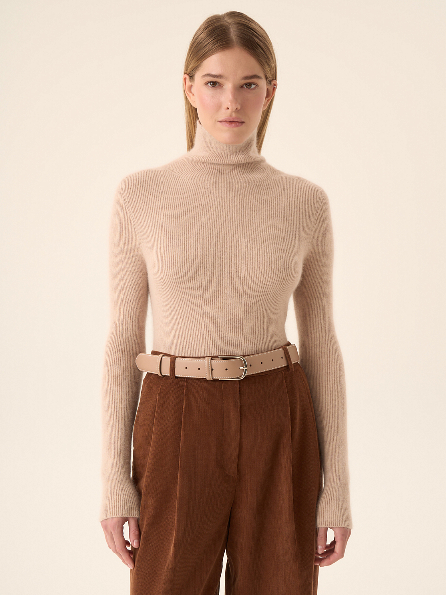 Облегающий джемпер с высоким воротником