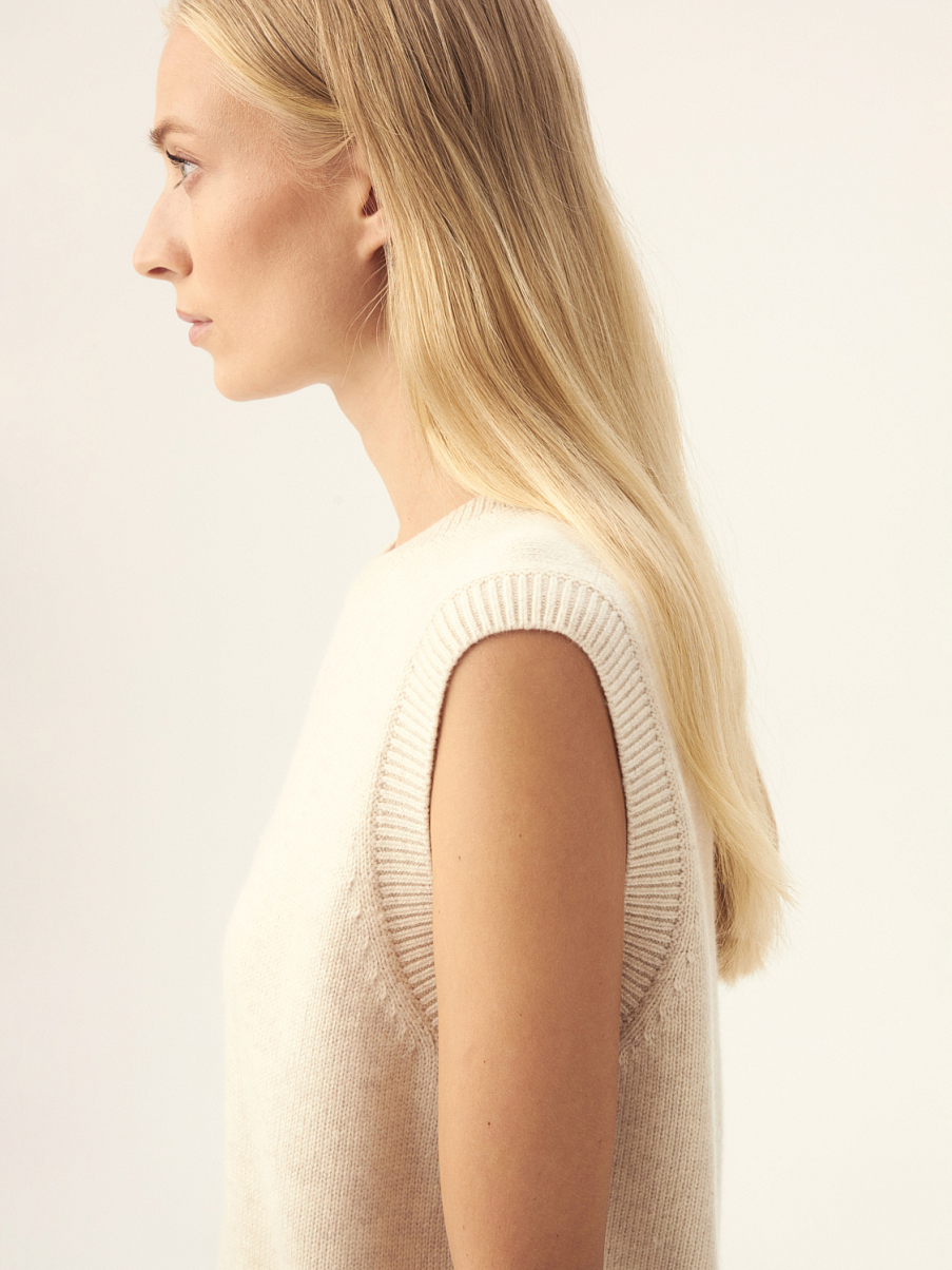 Топ из австралийской шерсти