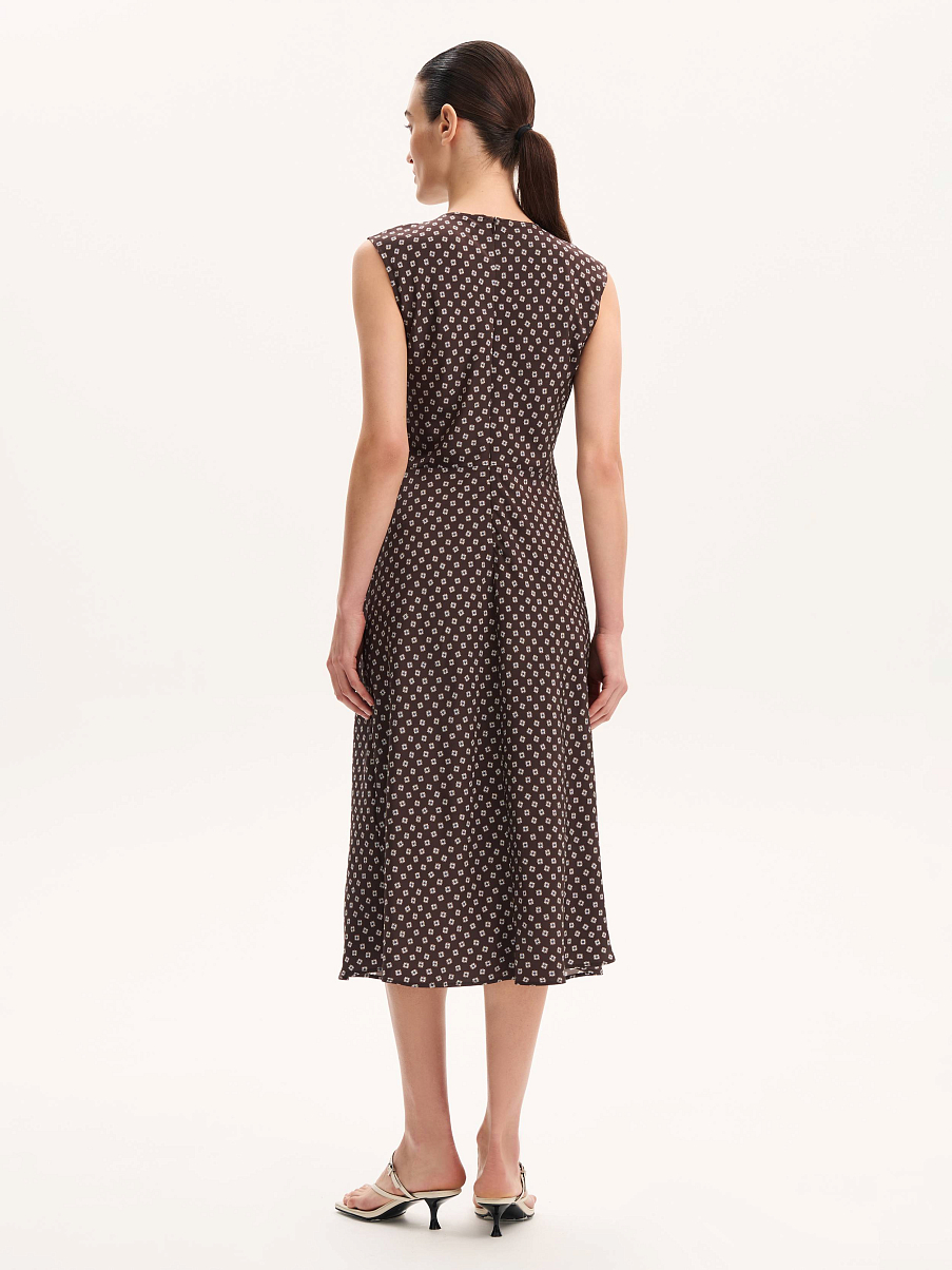 Платье из шелка