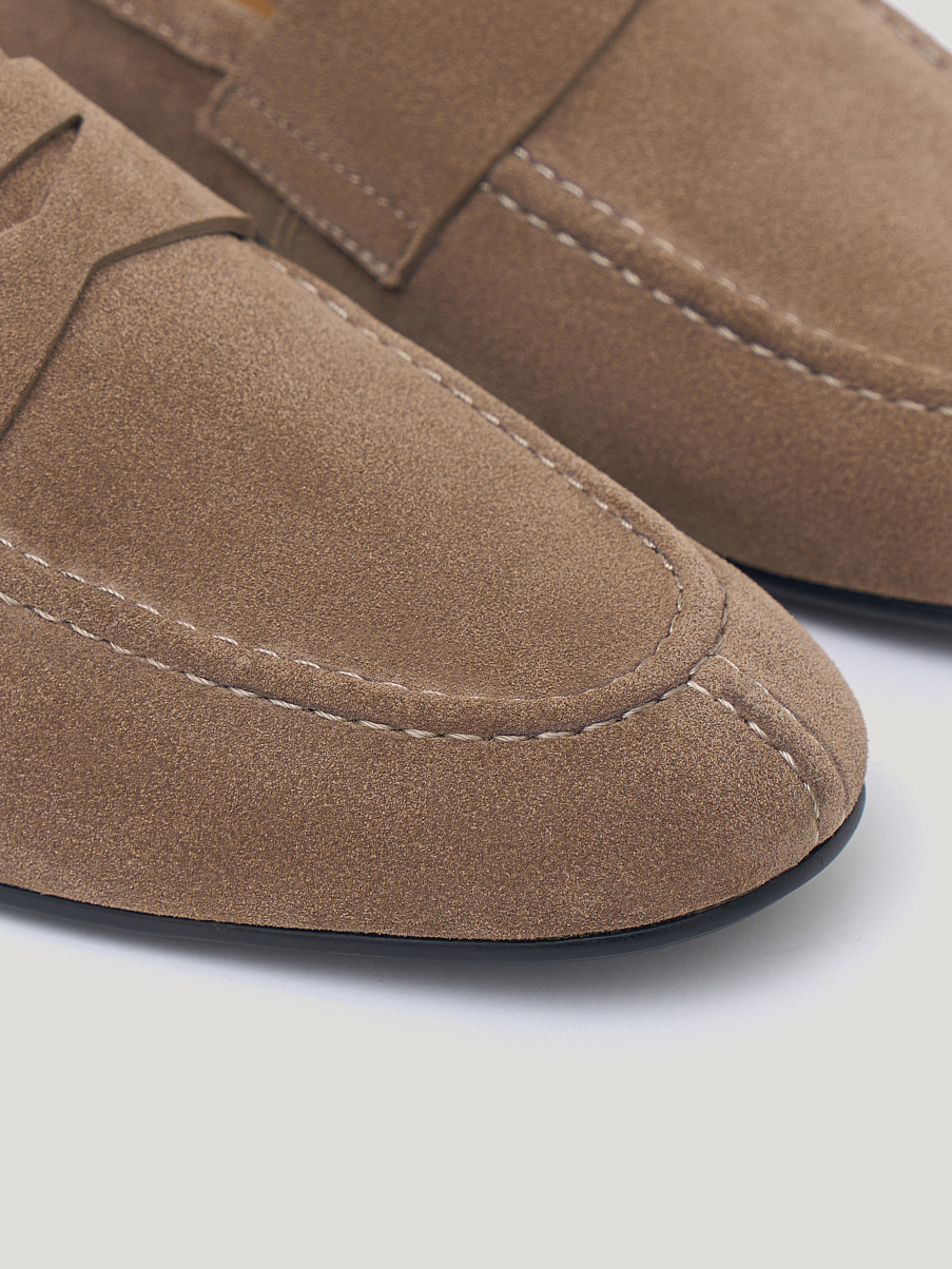 Лоферы из натуральной замши