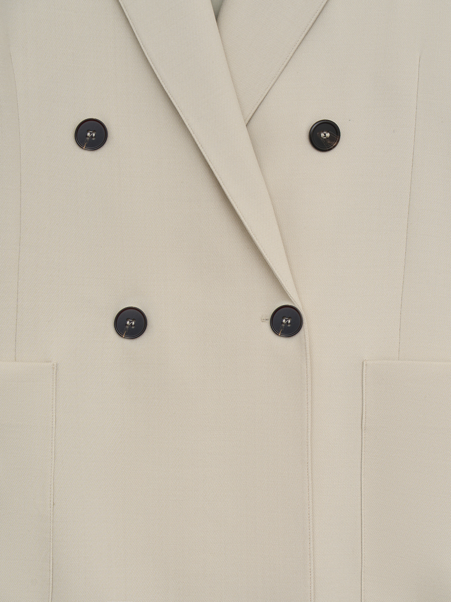 Жакет двубортный