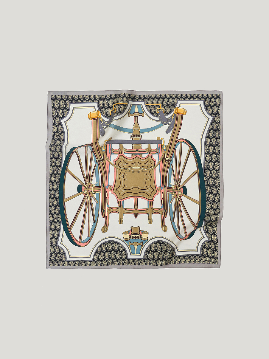 Платок из шелка