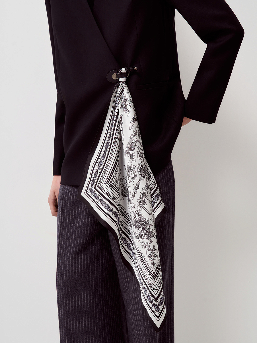 Платок из шелка