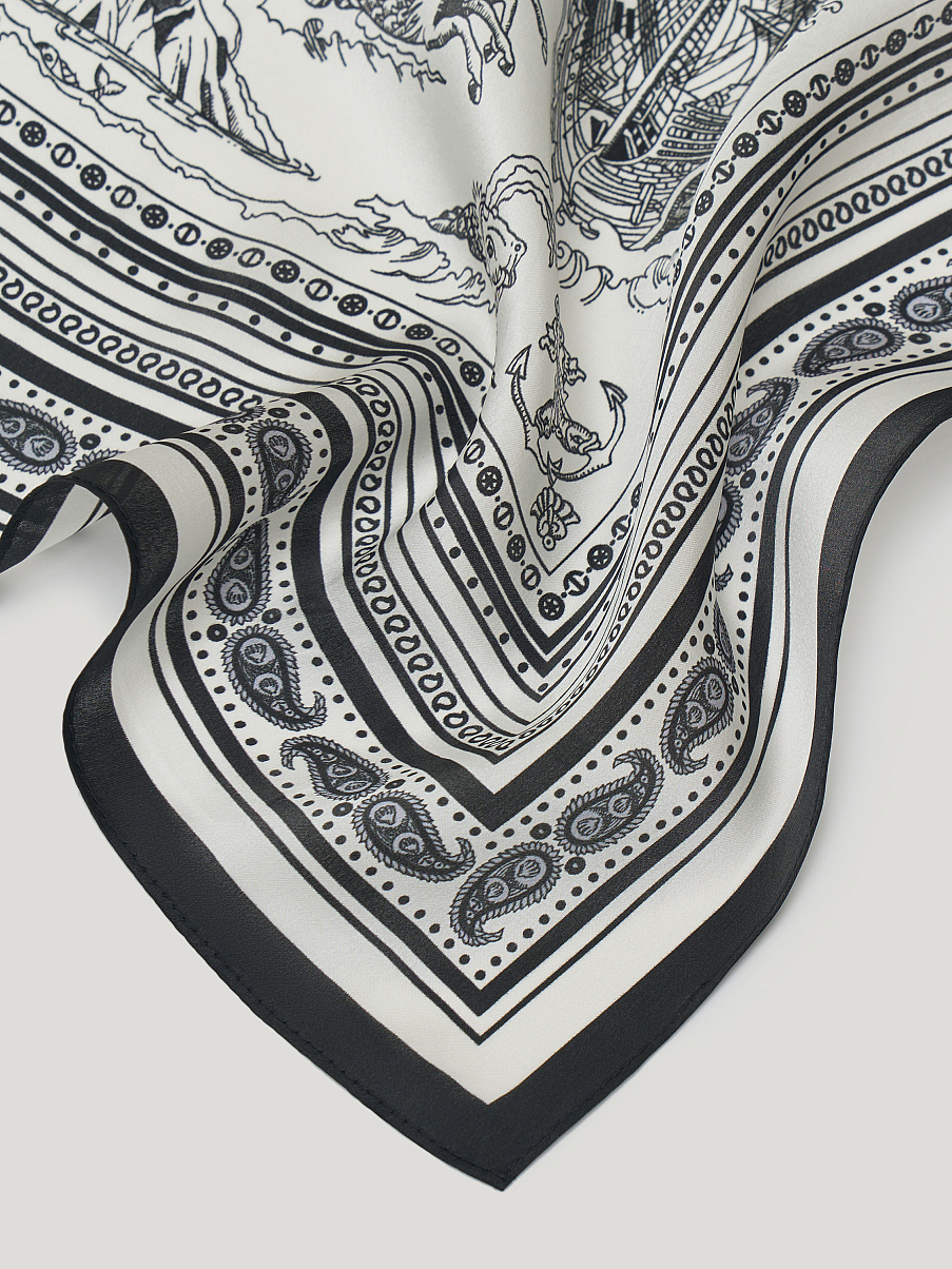 Платок из шелка