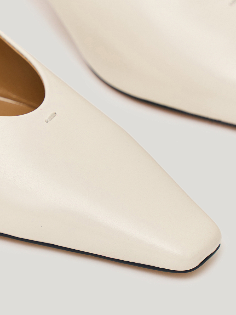 Босоножки из кожи