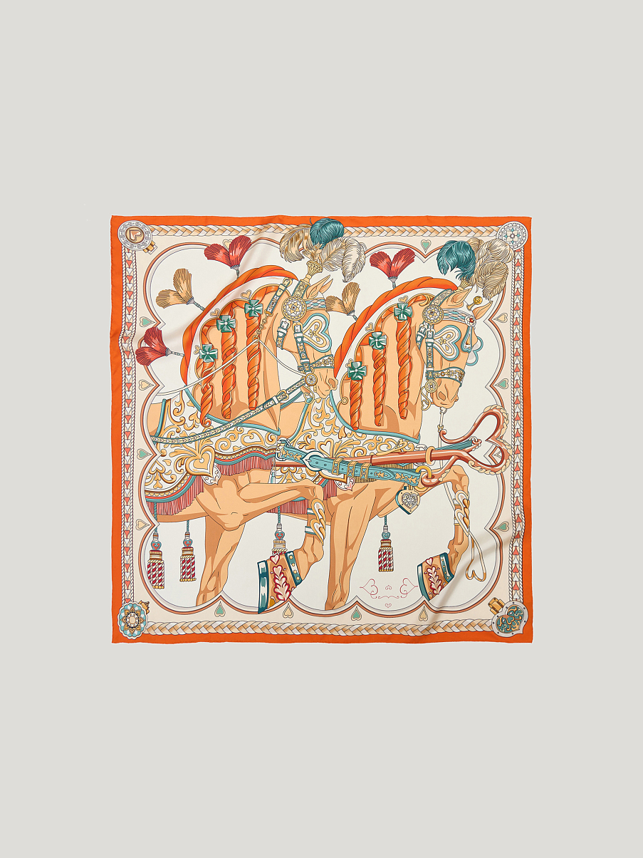 Платок из шелка