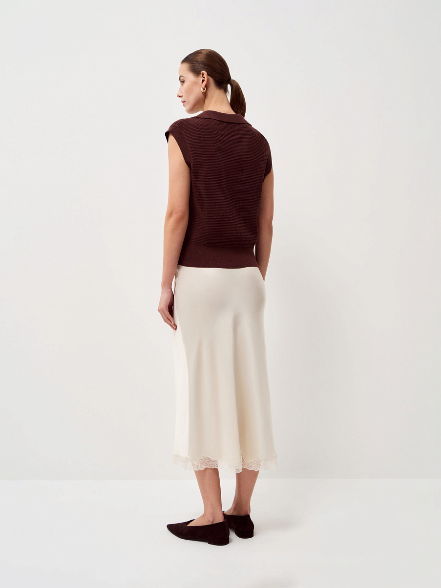 Жилетка трикотажная с воротником