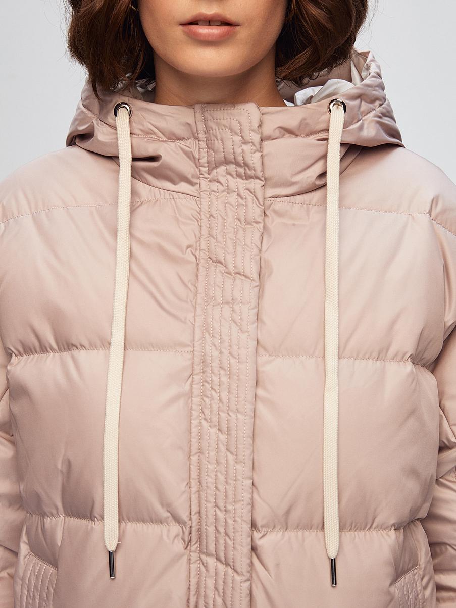 Пуховик с капюшоном и прорезными карманами