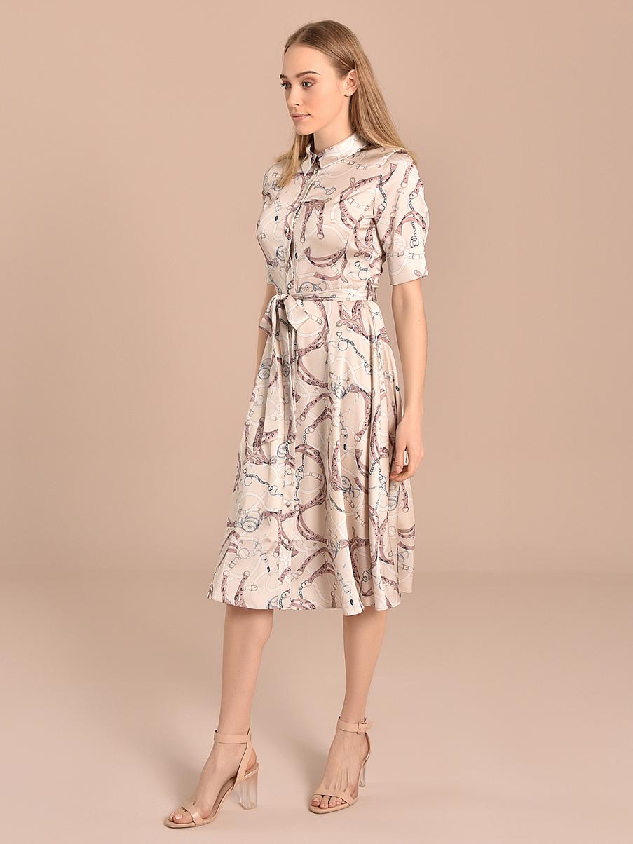 Бежевое платье-рубашка