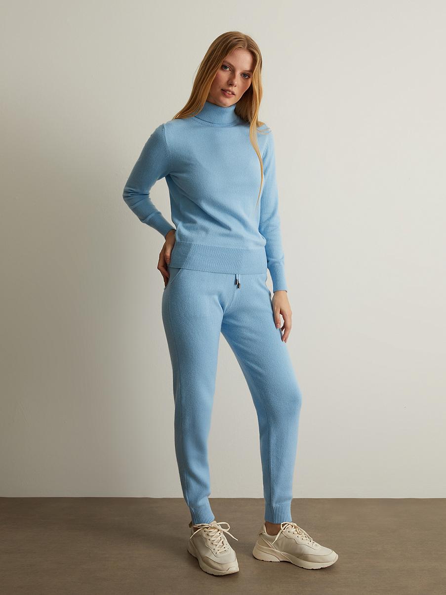 Трикотажный костюм с ангорой и шерстью мериноса