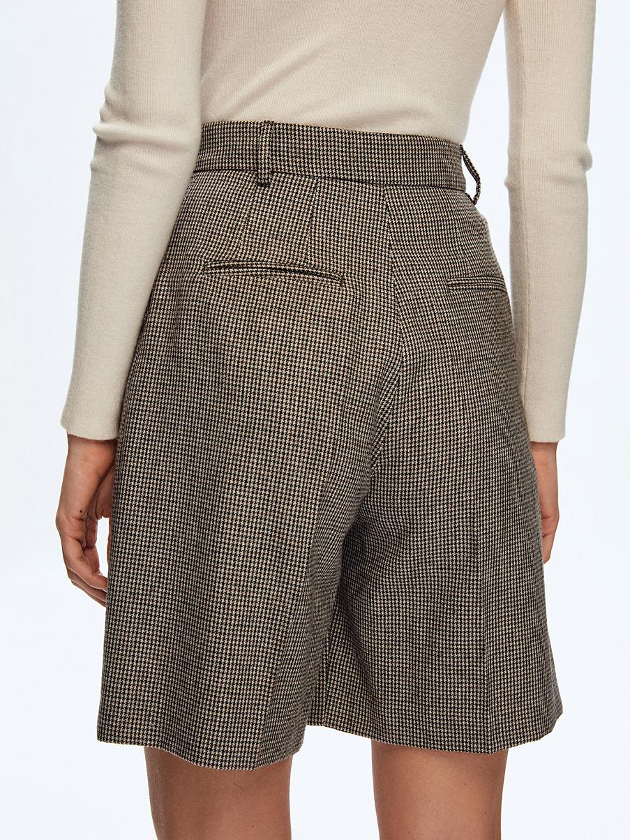 Шорты-бермуды с узором гусиная лапка