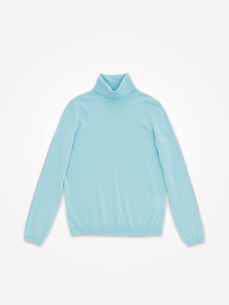 Водолазка из шерсти с декоративной цепочкой