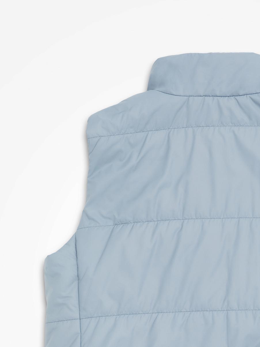 Утепленная жилетка оверсайз