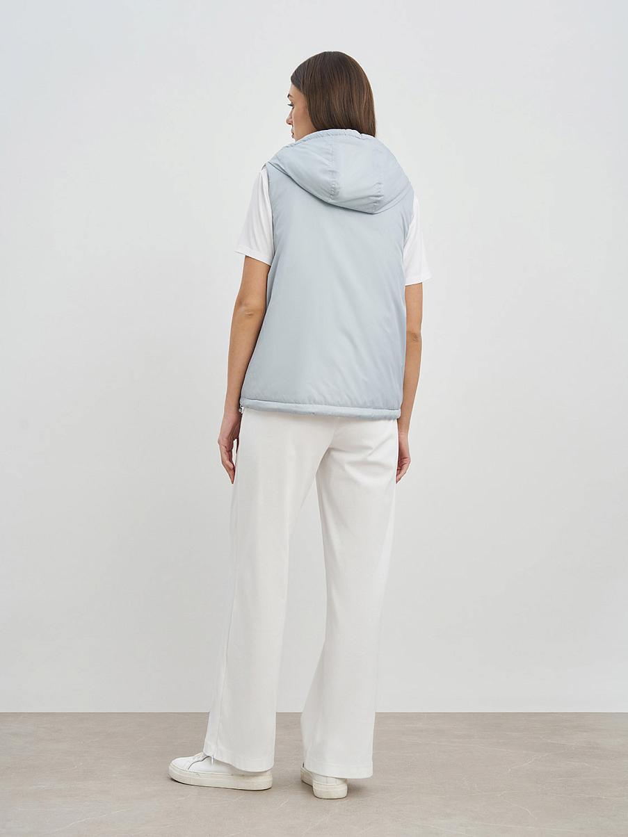 Двусторонняя жилетка с капюшоном