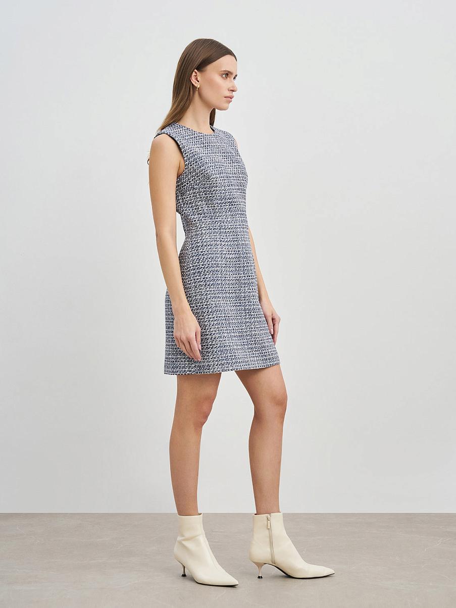 Твидовое платье-футляр длины мини