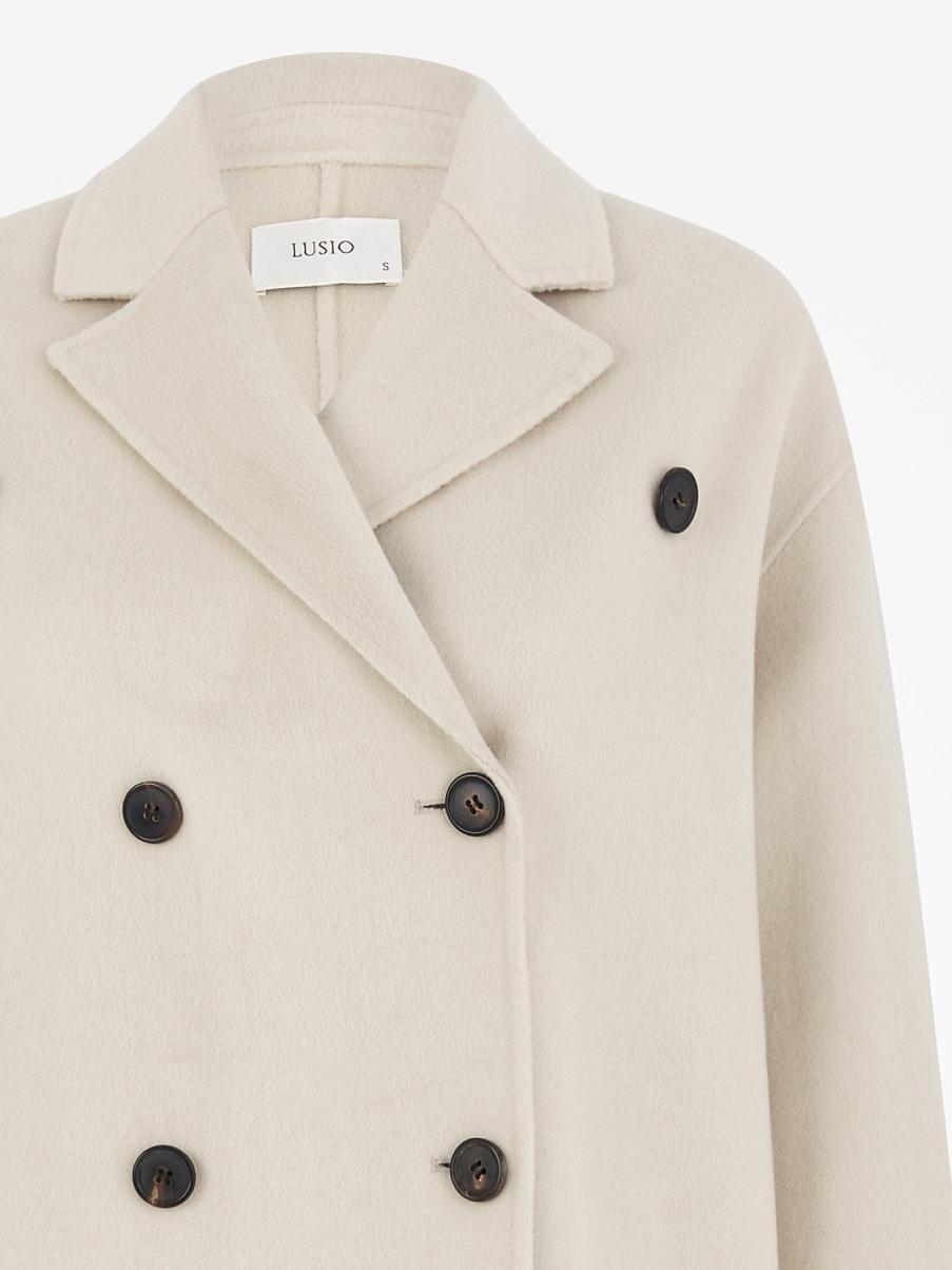 Двубортное укороченное пальто из кашемира и шерсти