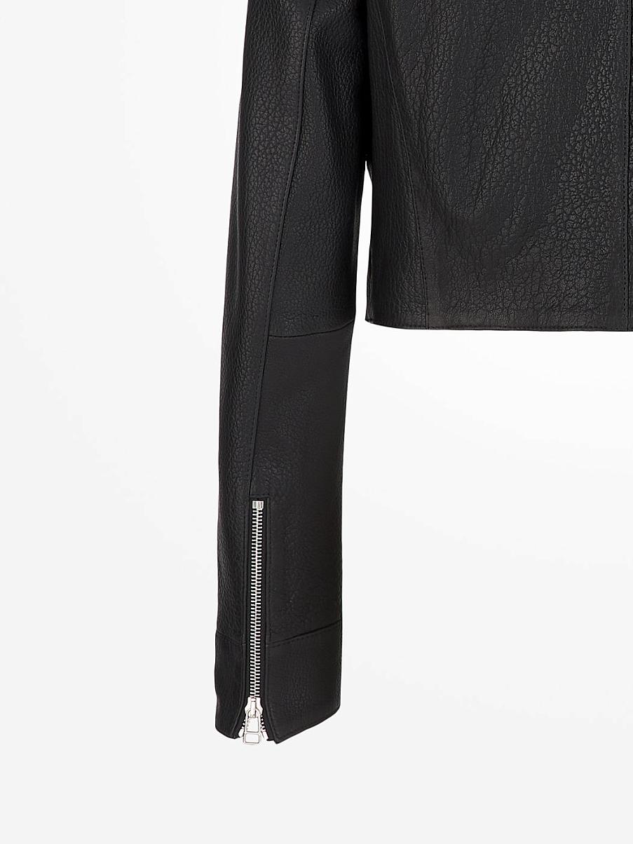 Куртка-косуха из натуральной фактурной кожи