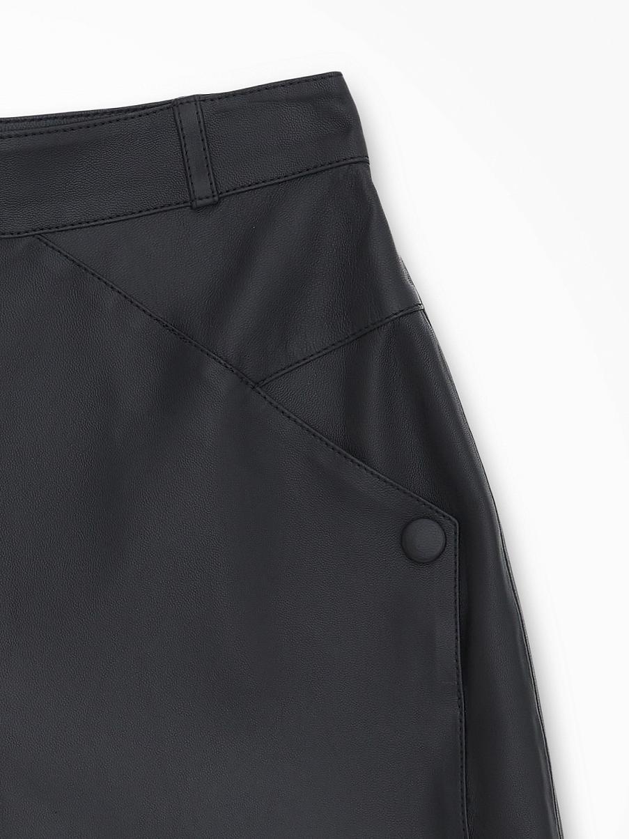 Шорты из натуральной гладкой кожи