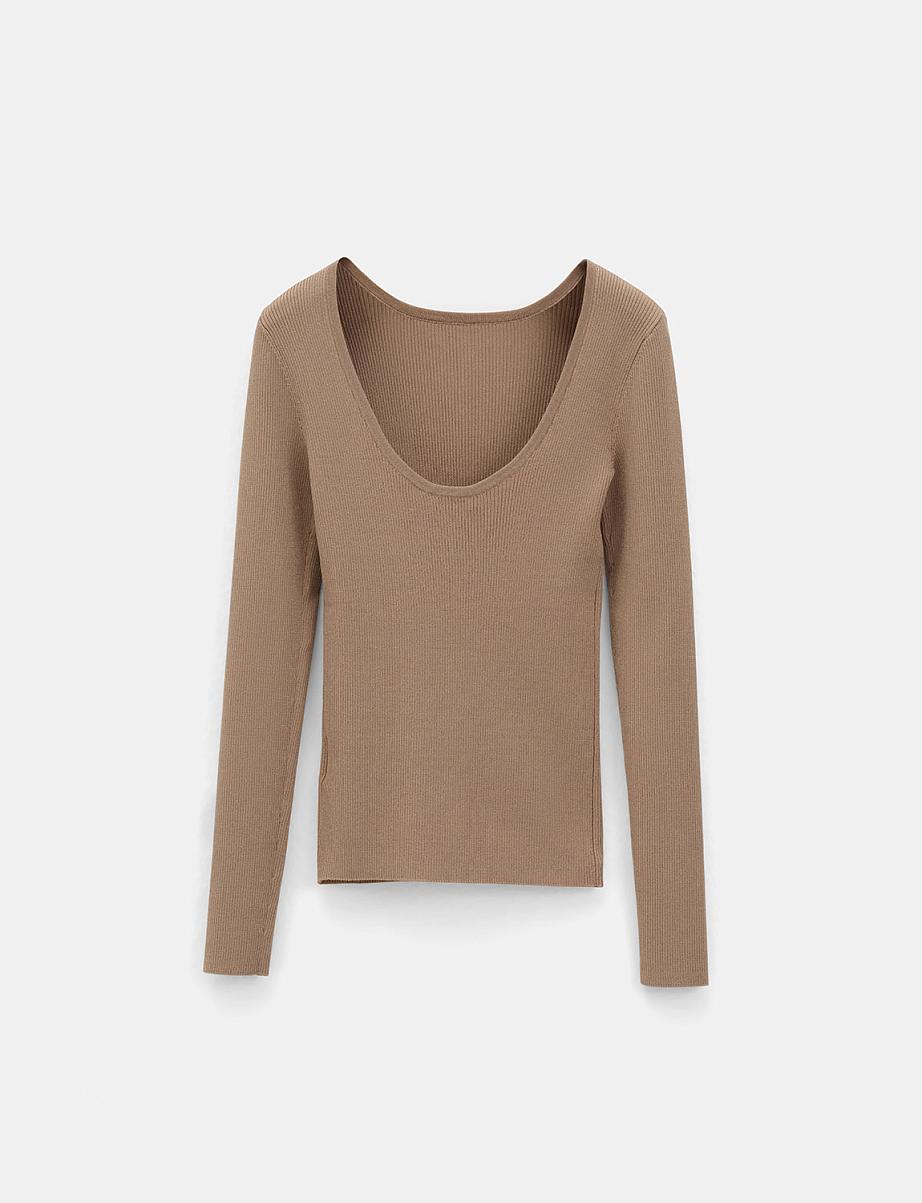 Облегающий джемпер с открытой спиной