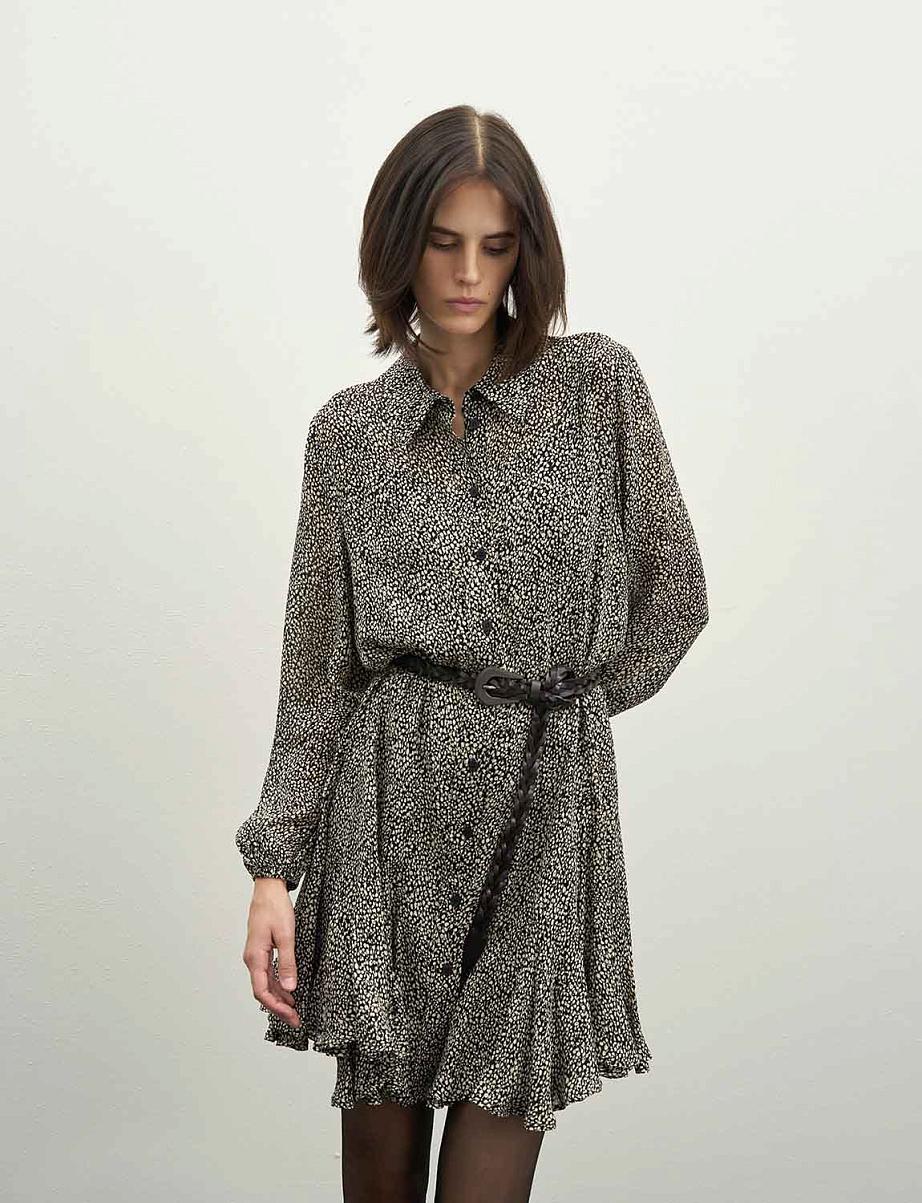 Платье мини с длинными рукавами и оборками