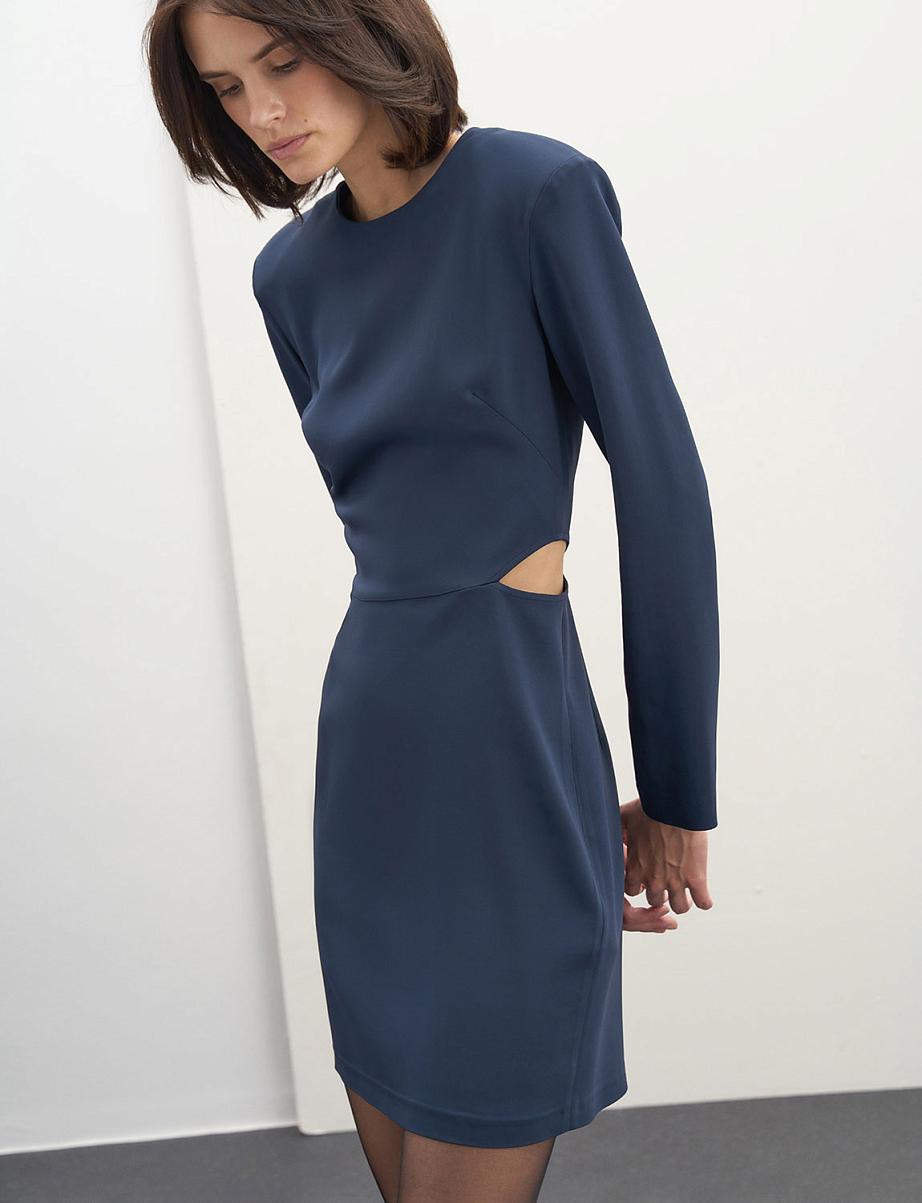 Платье мини с вырезами на талии