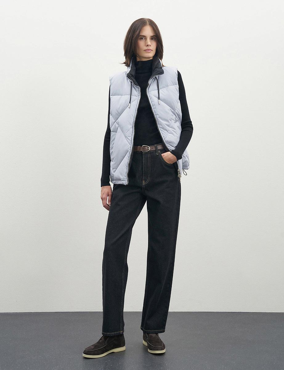 Двусторонняя жилетка с пухом и пером утки