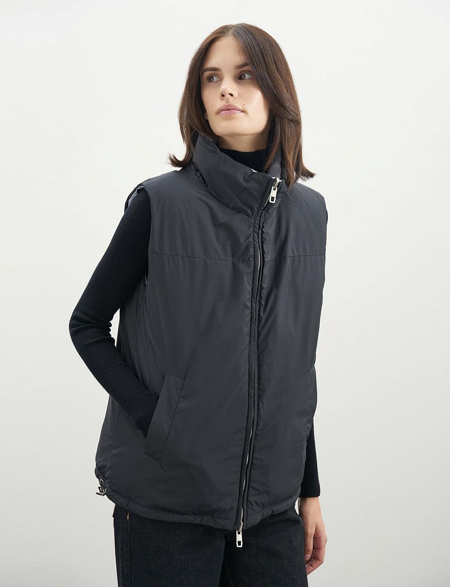 Двусторонняя жилетка с пухом и пером утки