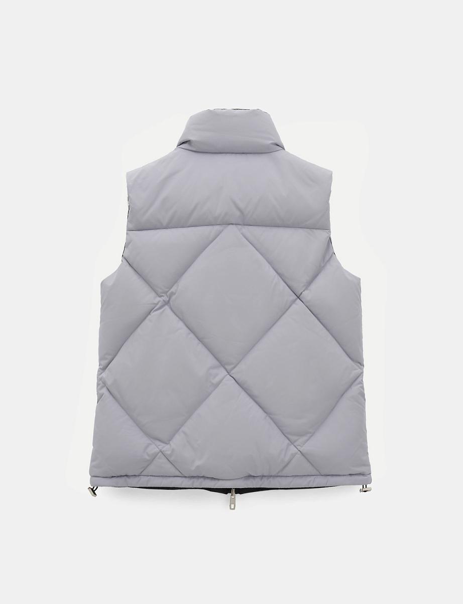 Двусторонняя жилетка с пухом и пером утки