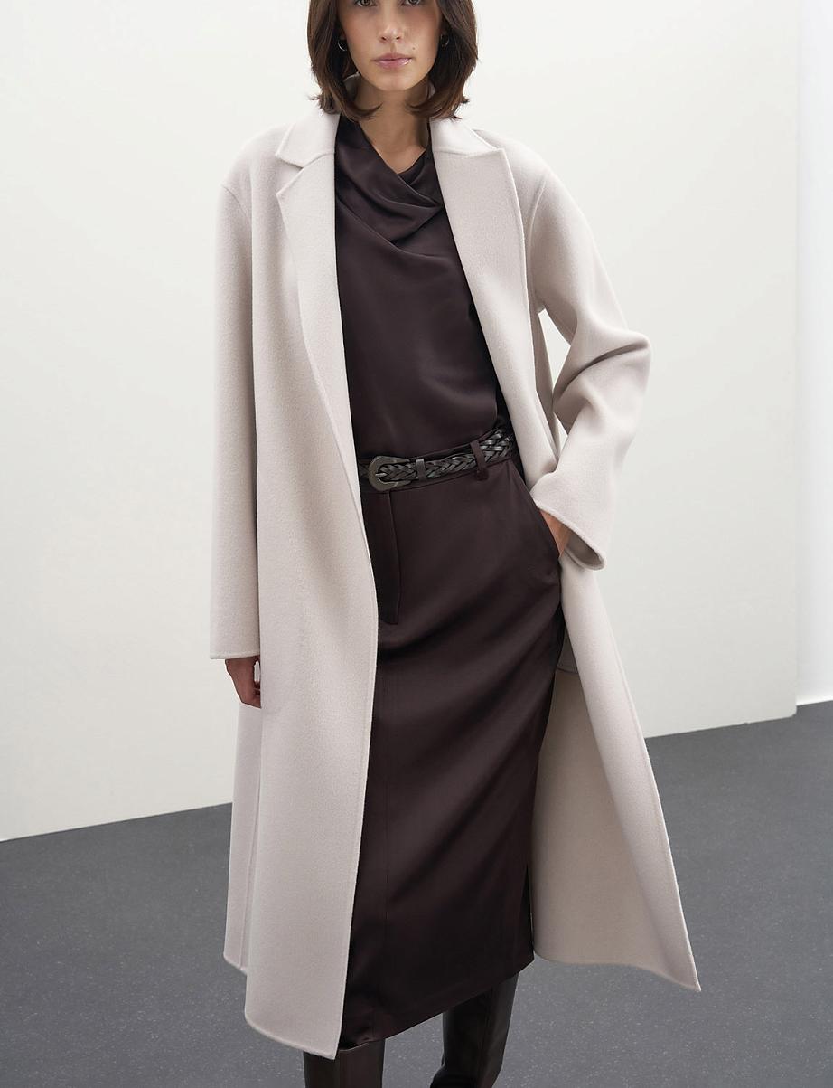 Пальто на запах из шерсти с поясом