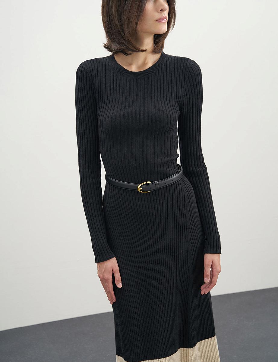 Трикотажное платье миди с шерстью и ангорой