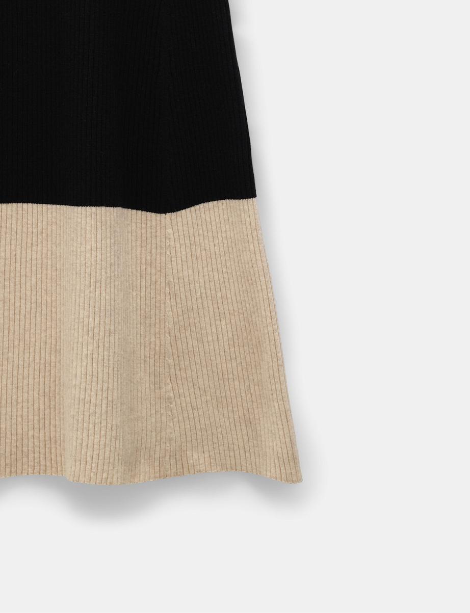 Трикотажное платье миди с шерстью и ангорой