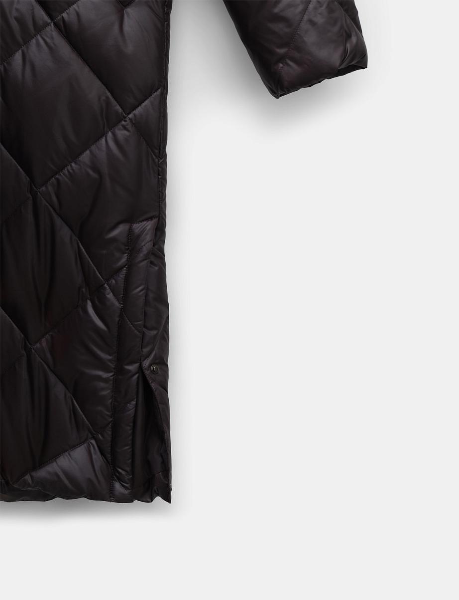 Удлиненная стеганая куртка с пухом и пером