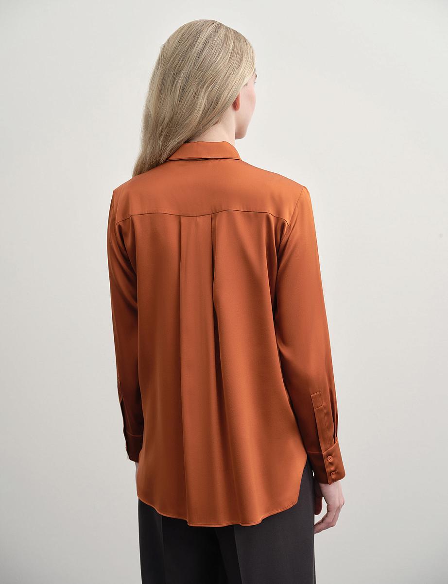 Шелковая рубашка свободного кроя