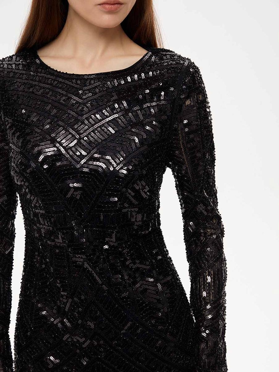 Платье мини с длинными рукавами и пайетками