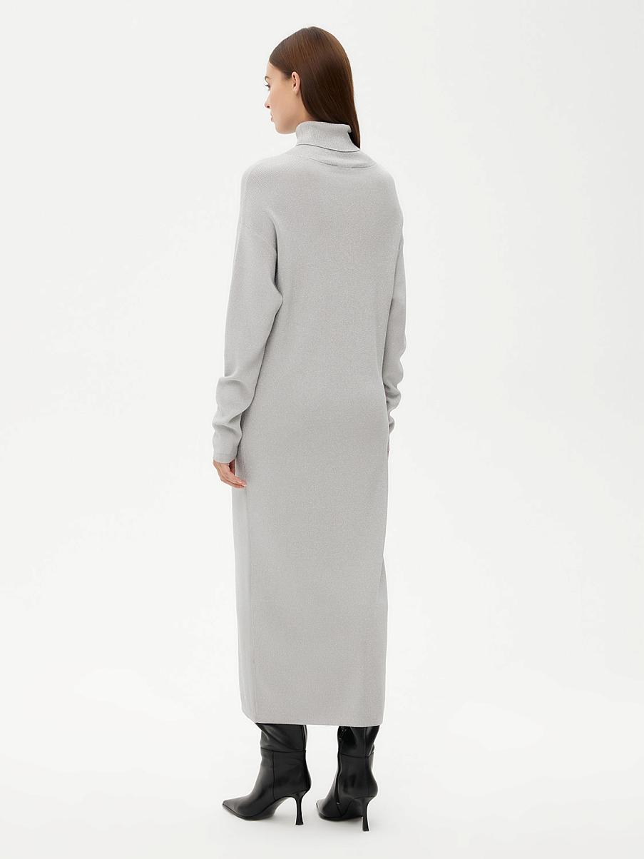 Трикотажное платье прямого кроя с люрексом