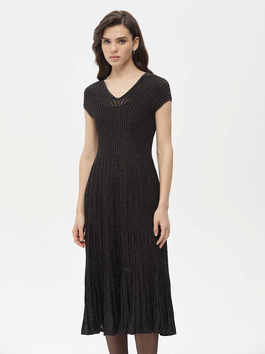 Трикотажное платье миди с люрексом