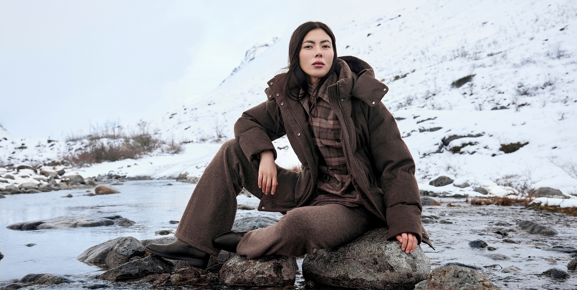 Бренд LUSIO представил новую новую сезонную капсулу теплой одежды Arctic Letters, съемка которой прошла в Хибинах.