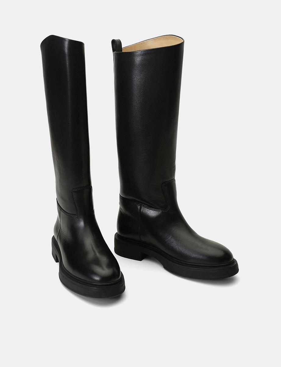 Сапоги-трубы из кожи